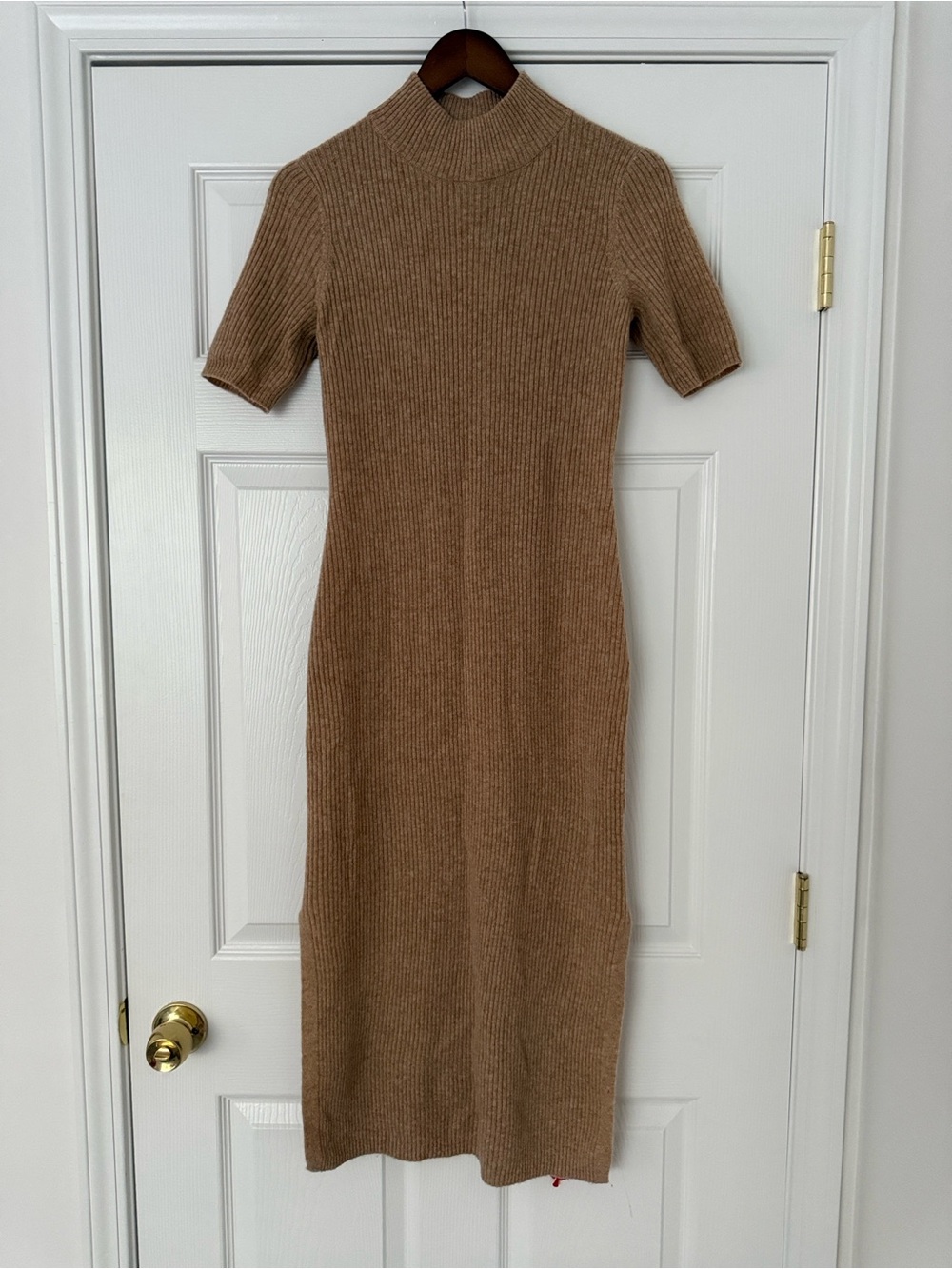 Magaschoni Women’s Short-Sleeve cashmere Ribbed Knit Midi Dress in Camel Sz S